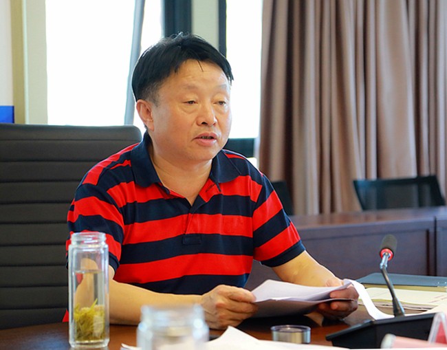 pp电子集团召开以案促改专题学习会