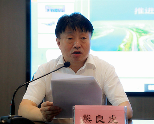 pp电子集团举行学习贯彻习近平总书记来陕考察主要讲话精神向导讲座｜陈再生作报告 熊良虎主持