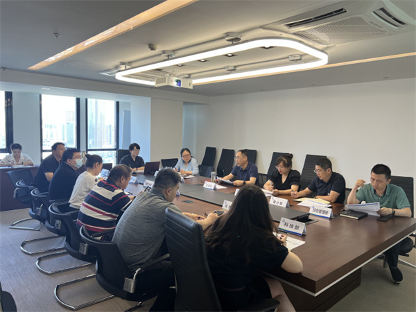 pp电子集团召开二届一次职代会提案立案交办聚会(照片1）.jpg