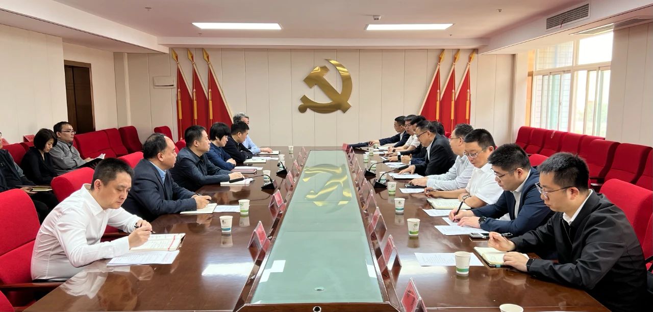 pp电子集团与咸阳市生态情形局座谈交流
