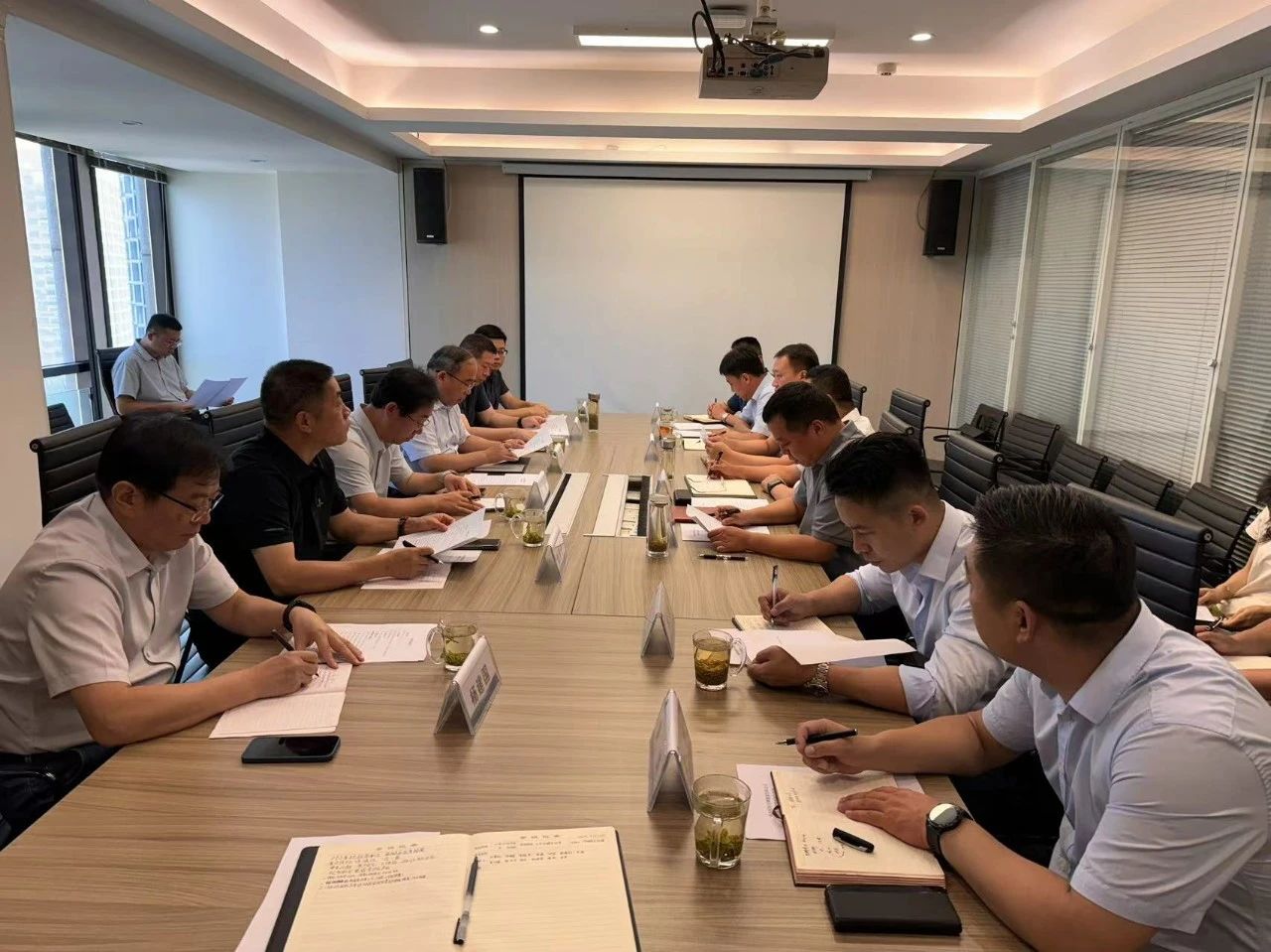 pp电子集团与光大绿色环保座谈交流